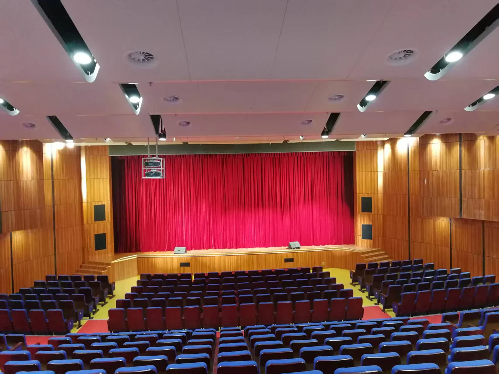 Dongying No. 1 High School Hall and Auditorium — venue view 2