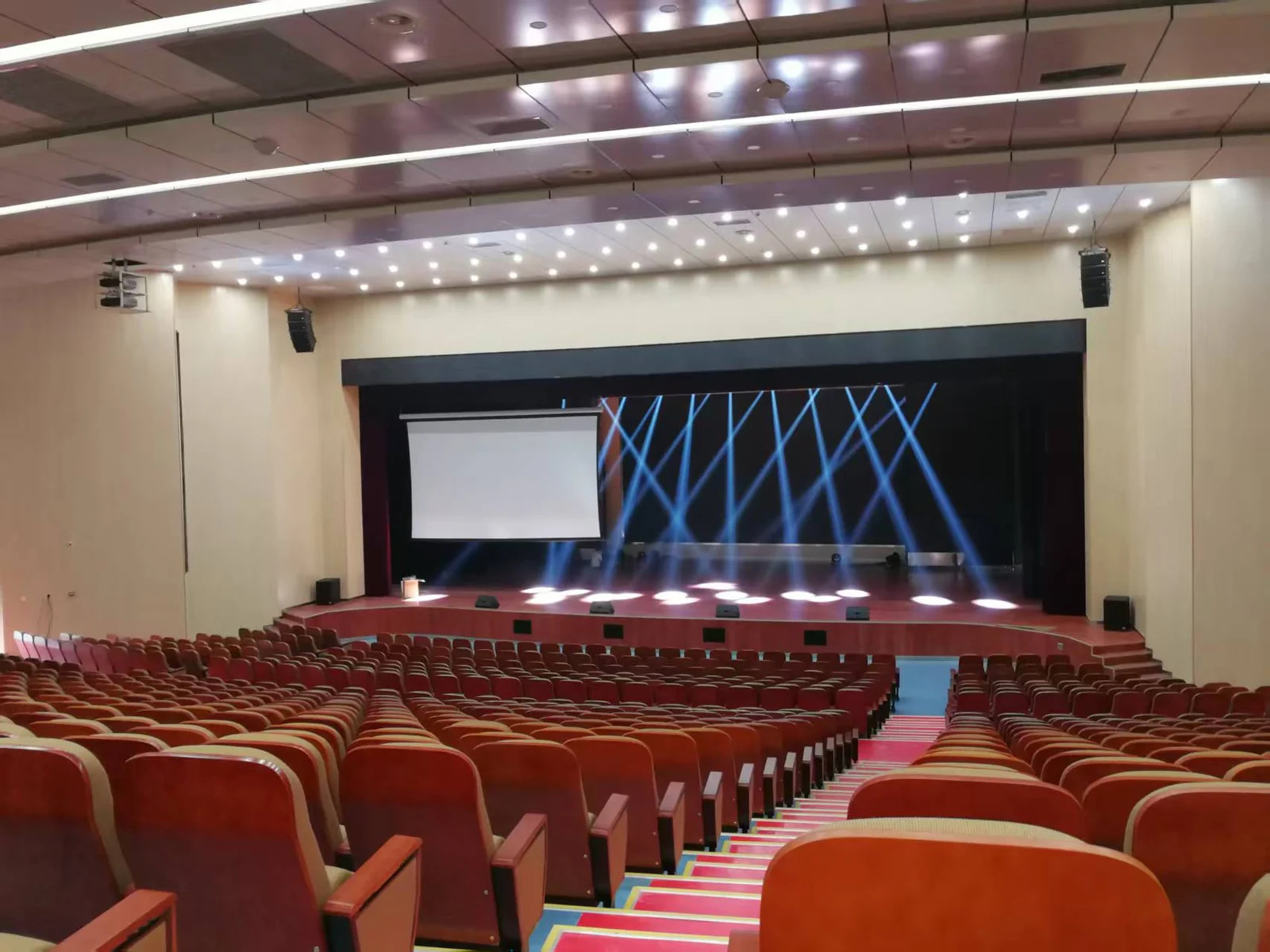 Dongying No. 1 High School Hall and Auditorium — venue view 4